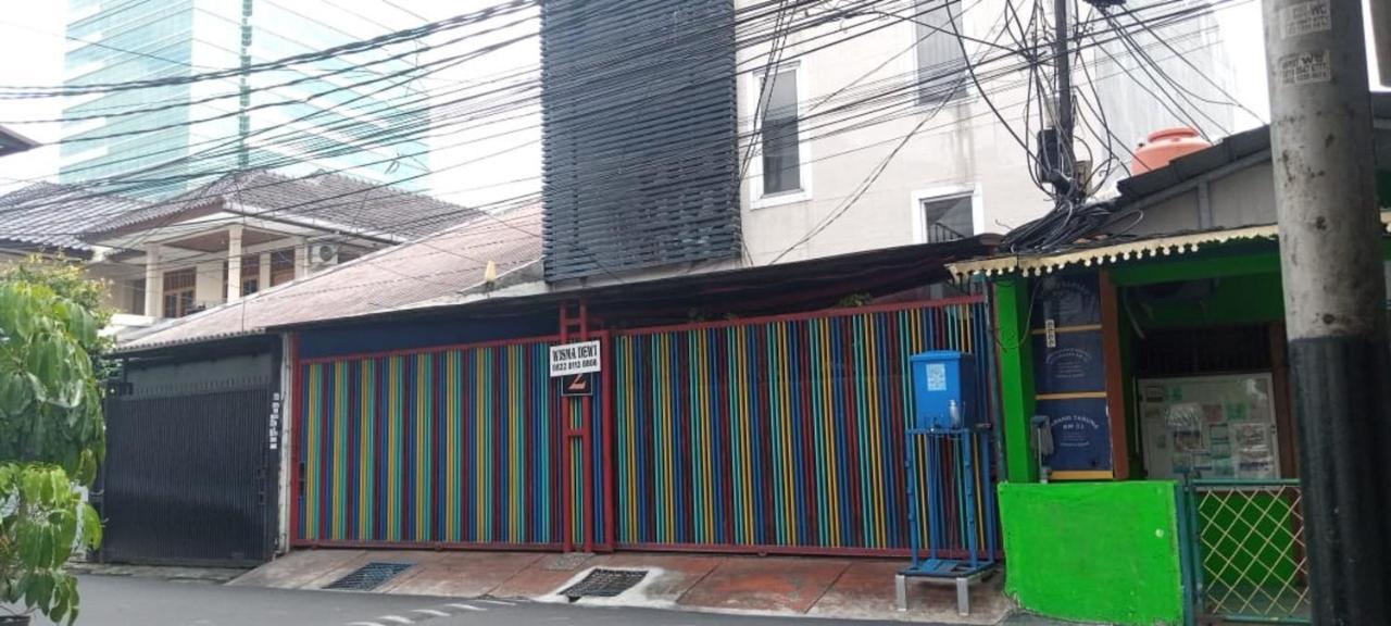 Spot On 90538 Wisma Dewi Syariah ジャカルタ エクステリア 写真